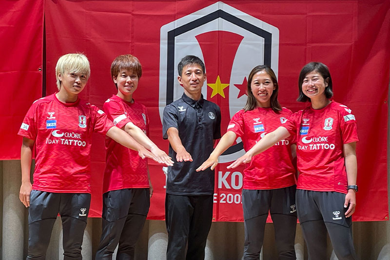 WEリーグ初代女王のINAC神戸が新体制で連覇へ！ 朴康造監督「しっかりチャレンジして優勝に導きたい」