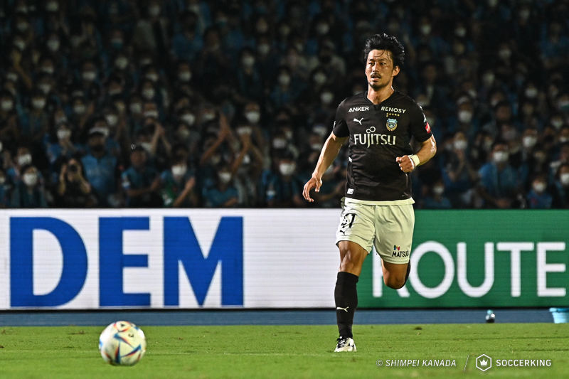 86_220827-443_3936 x 2624