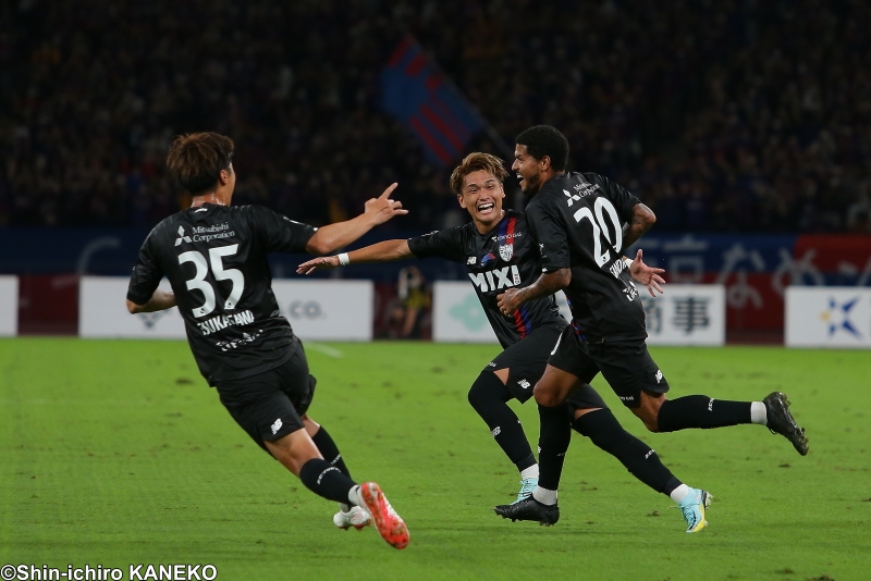 FC東京が国立で京都を撃破！　レアンドロのゴラッソなど2発…山下良美主審はJ1初の快挙