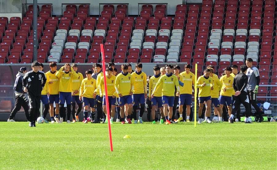 エクアドル戦へ…日本代表が27名で調整　離脱の冨安＆権田、負傷の前田が不在