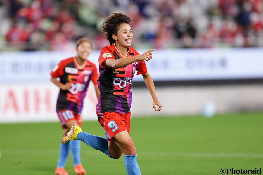 女王INAC神戸が好発進…エースの田中が2ゴール
