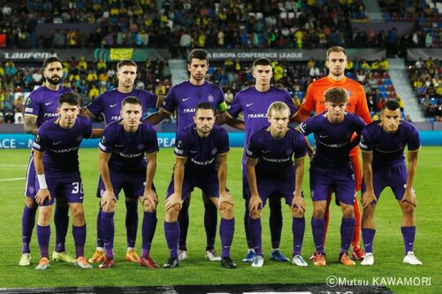 Villarreal_Wine_221006_0002_