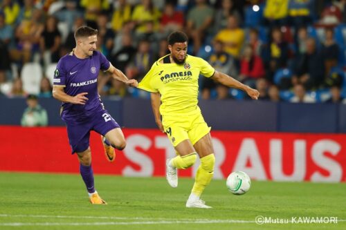 Villarreal_Wine_221006_0006_