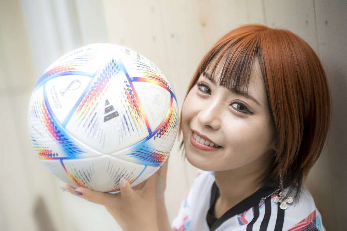 【SK×Pocochaコラボグラビア】やんちゃん「今年のW杯も日本代表を応援します！」