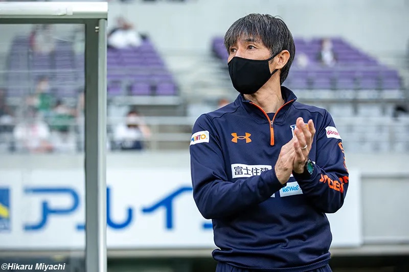大宮が相馬直樹監督との契約更新を発表…今年5月に途中就任、J2残留に導く
