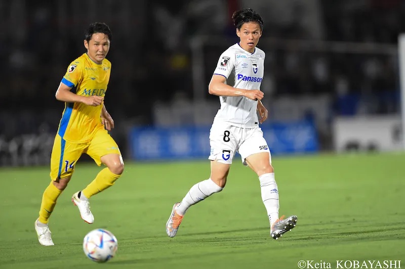 小野瀬康介