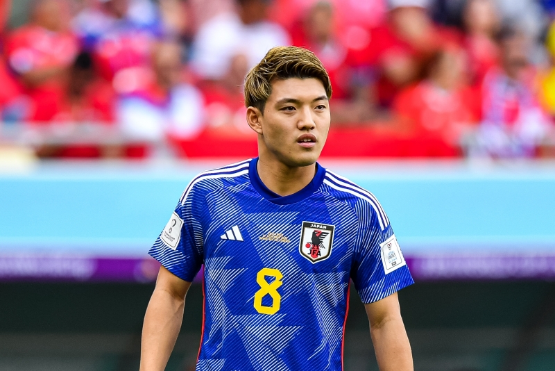 堂安律
