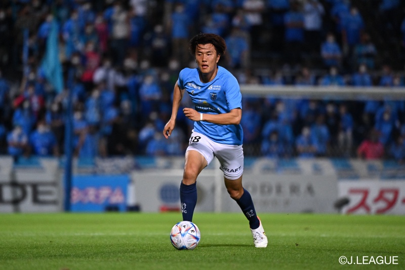 小川航基