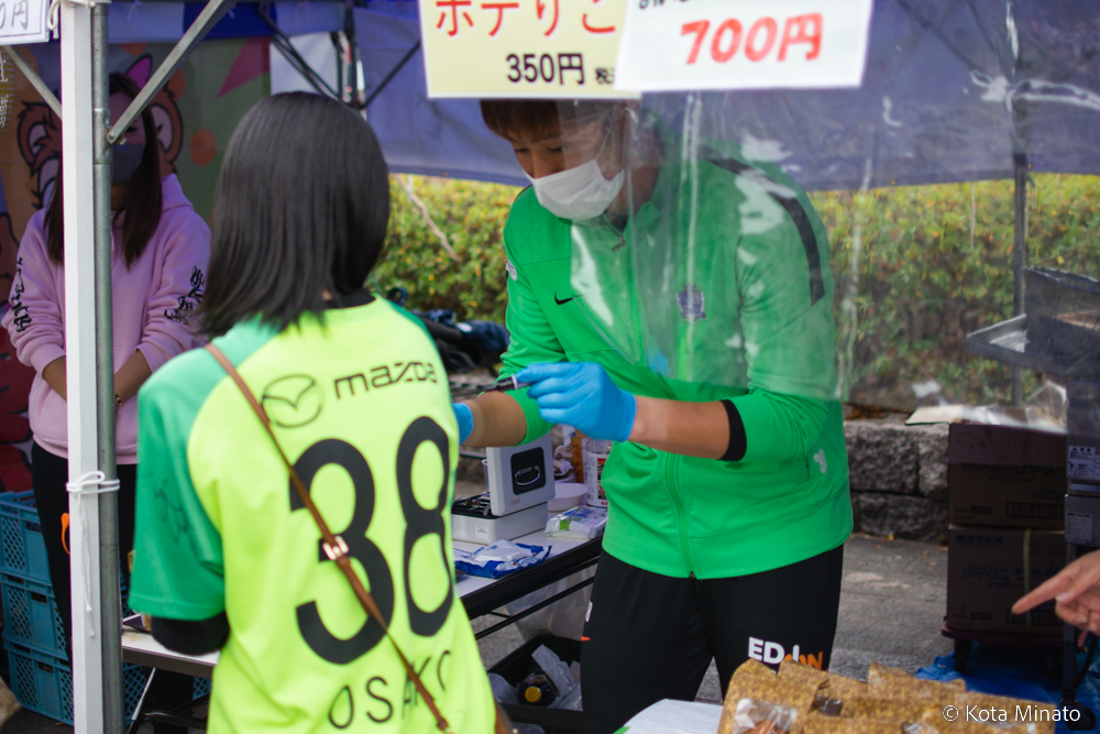 KM7_8010-5