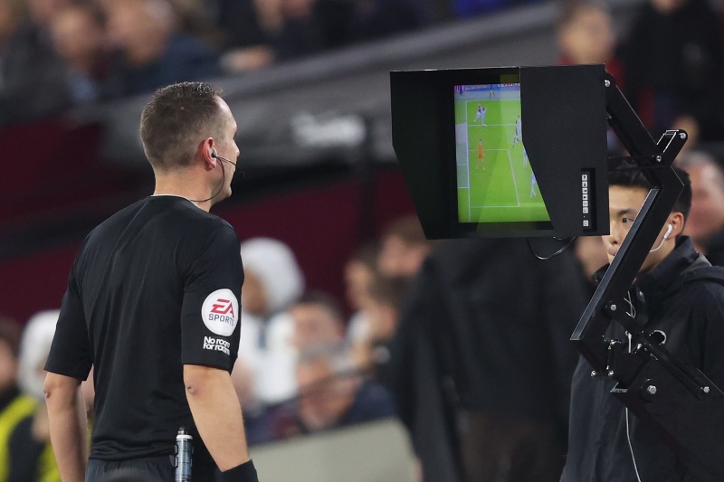 VAR