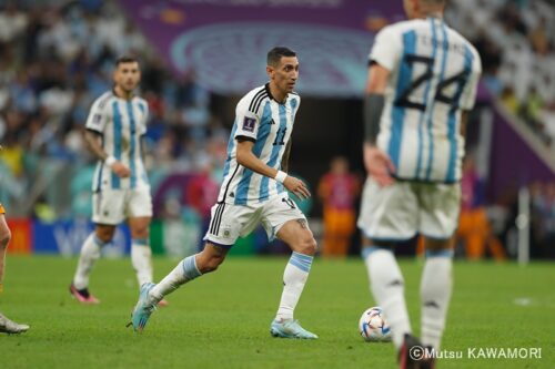 Netherlands_Argentina_221209_0021_