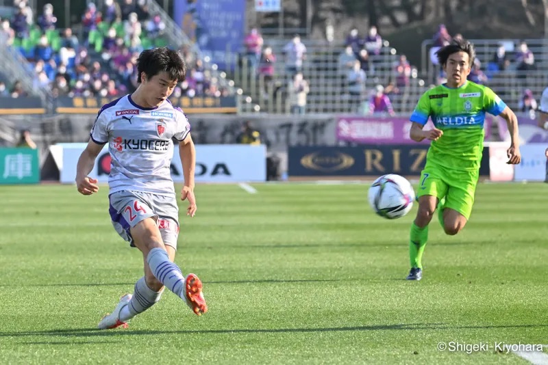 京都、MF川﨑颯太との来季契約更新を発表「僕たちと共に戦ってください！」