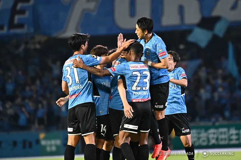 川崎Fが新シーズンの背番号を発表！　新加入のGK上福元直人が「99」、期待の若手DF佐々木旭は「5」に