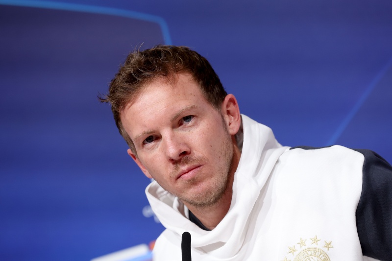 ユリアン・ナーゲルスマン監督