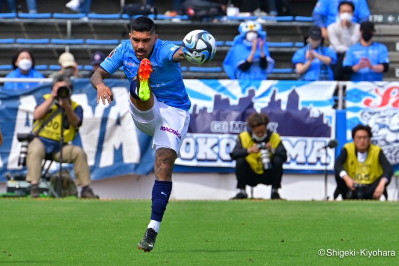 20230429 J1 YokohamFC vs Sapporo Kiyohara36(s)