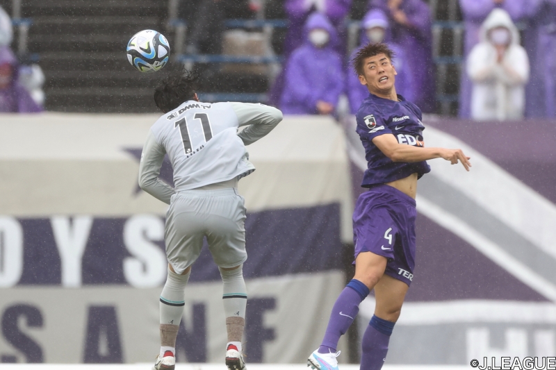 広島が福岡下し2連勝！　ピエロス・ソティリウの今季初得点などで逆転勝利