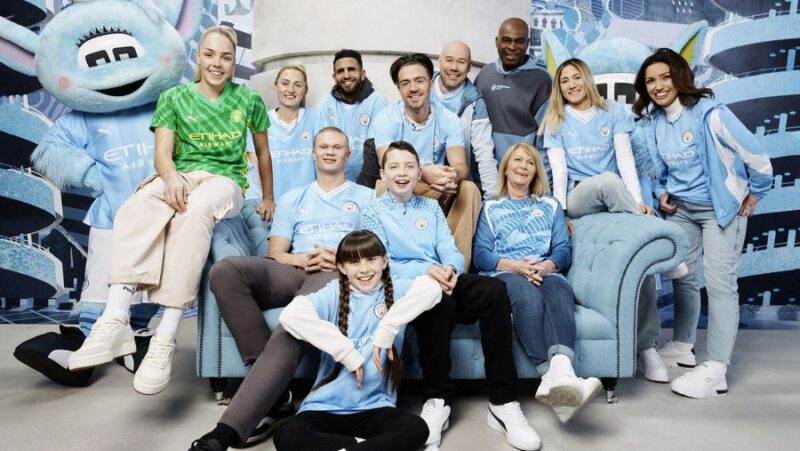 23AW_PR_TS_Football_Man-City_Home_Community_3484_16x9_1920x1080px