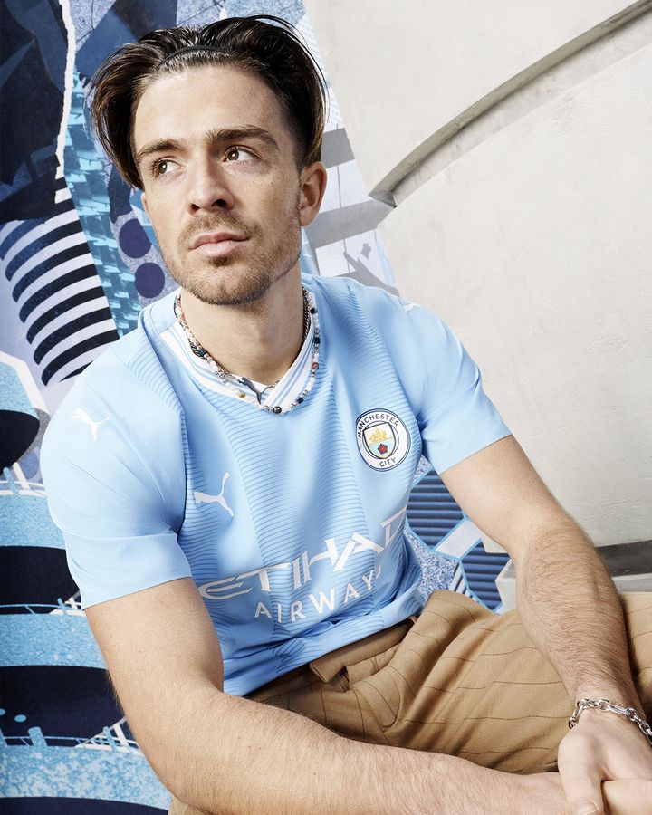 23AW_Social_TS_Football_Man-City_Home_Grealish_4046_4x5_1080x1350px
