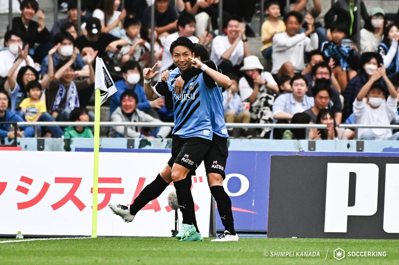 川崎Fがリーグ戦3試合ぶりの白星！　小林&登里のゴールで柏を下す
