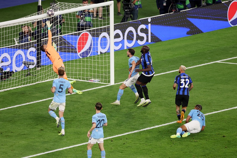 フェデリコ・ディマルコ