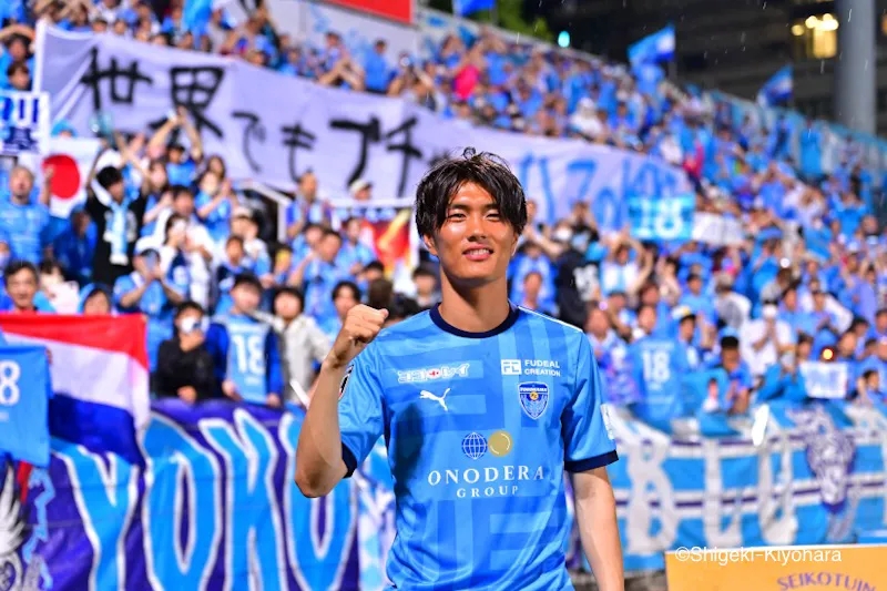 小川航基