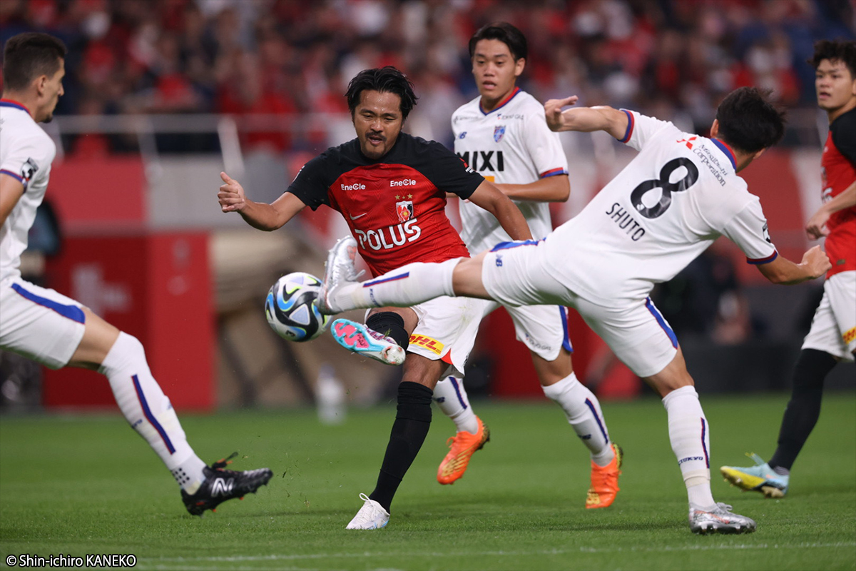 浦和・興梠慎三がJ1通算500試合出場を達成！　上位陣は勝ち点を伸ばせず／J1第20節