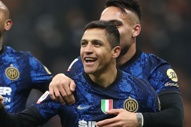 アレクシス・サンチェス、2季ぶりにインテル復帰！ 「より多くの