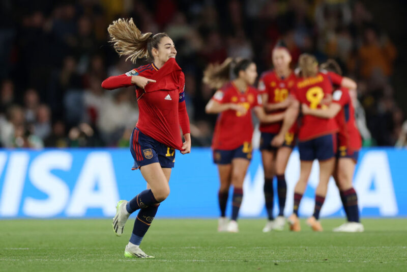 スペイン、イングランドに競り勝ってW杯初制覇！　“主将”カルモナが値千金のゴール