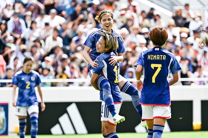 長谷川唯