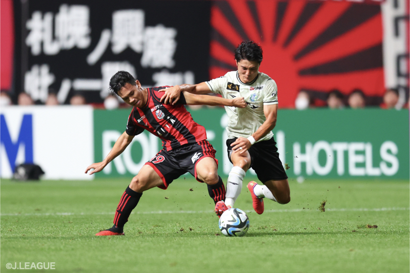 湘南、リーグ戦5試合ぶりの白星！　MF平岡の鮮やかミドルで札幌を下す