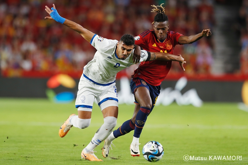 Espana_Cyprus_230912_0005_