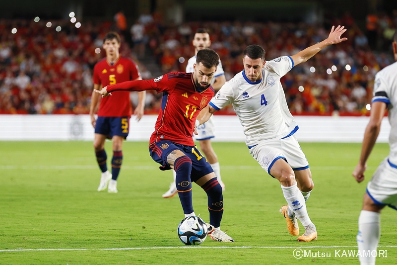 Espana_Cyprus_230912_0021_