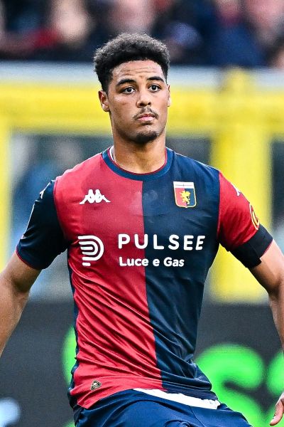 コニ・デ・ヴィンター（ミラン）のプロフィール画像