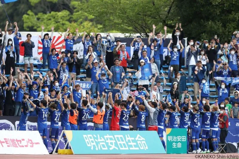 町田、悲願のJ1昇格に王手！　下田北斗の鮮烈ボレー弾で秋田に競り勝つ