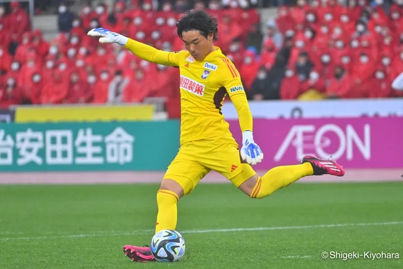 小島亨介