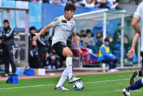 20231125 J1 YokohamaFC vs Shonan Kiyohara15(s)