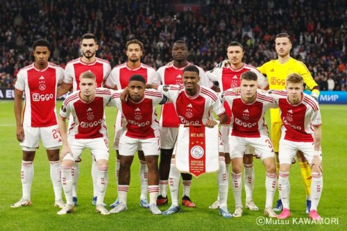 Ajax_Brighton_231109_0003_