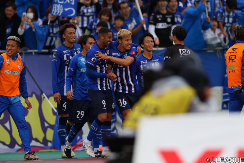 山形が甲府との激闘を制してJ1昇格PO進出！　長崎は千葉撃破も逆転ならず