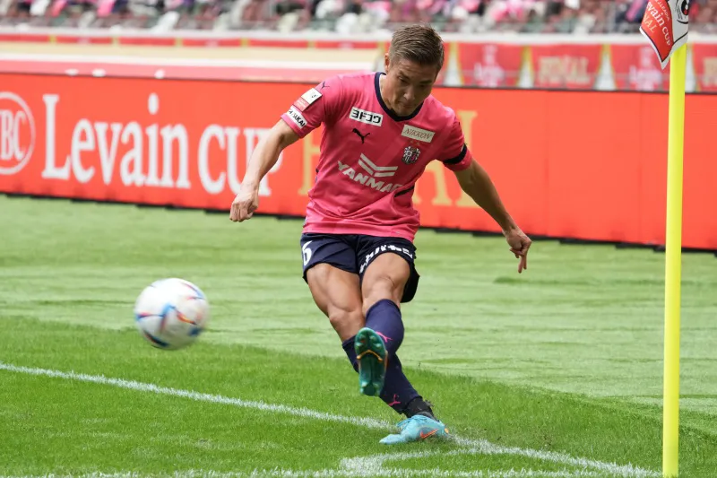 山中亮輔