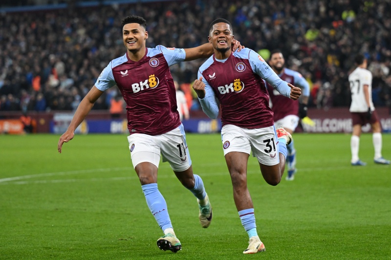 Aston Villa v Manchester City - Premier League