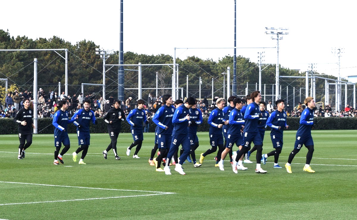 日本代表、谷口合流で全員揃うも…野澤が手首痛で検査、上田はタイ戦欠場か