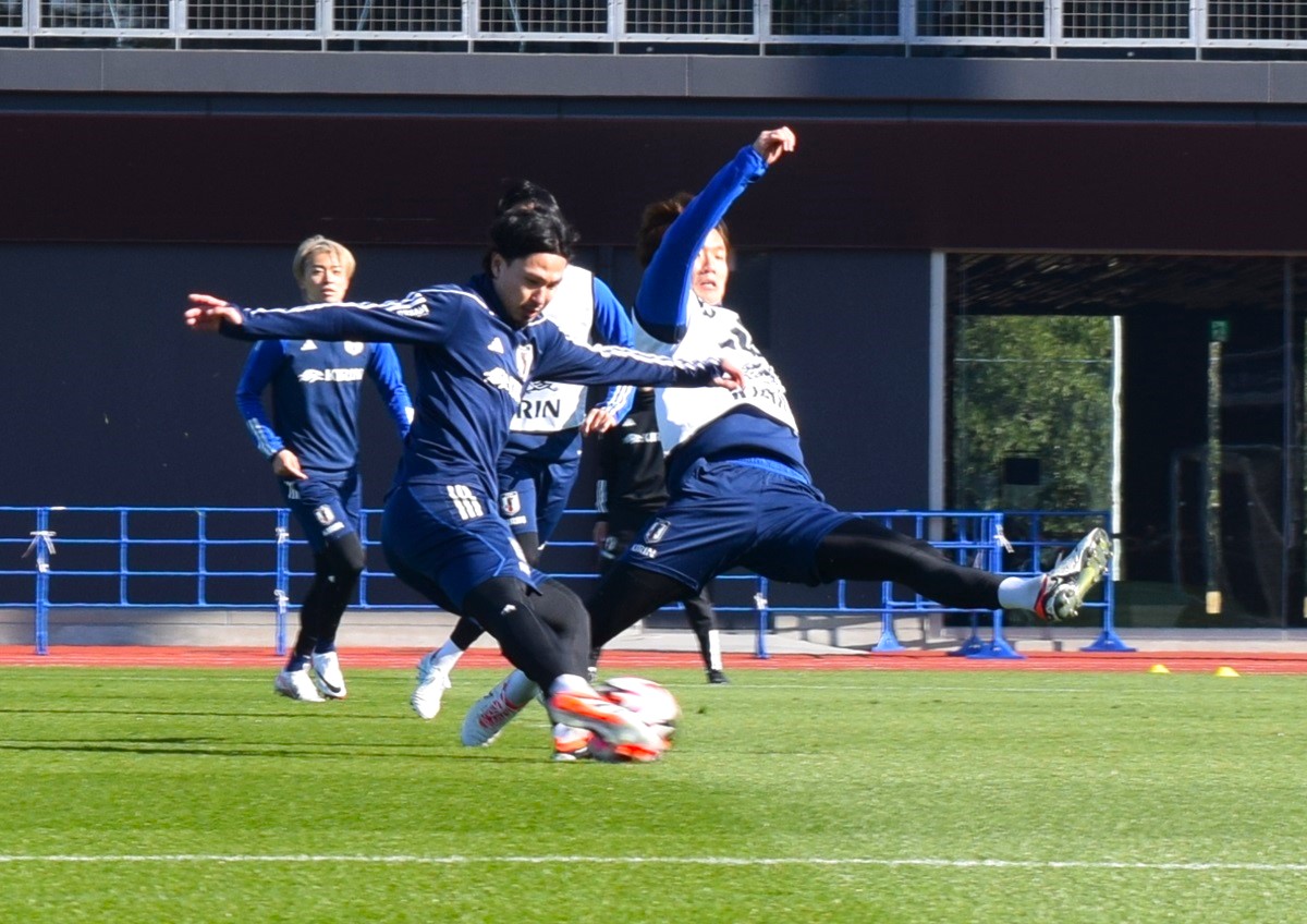 伊藤涼らベルギー組が日本代表合流　上田、浅野、伊藤洋は別メニュー
