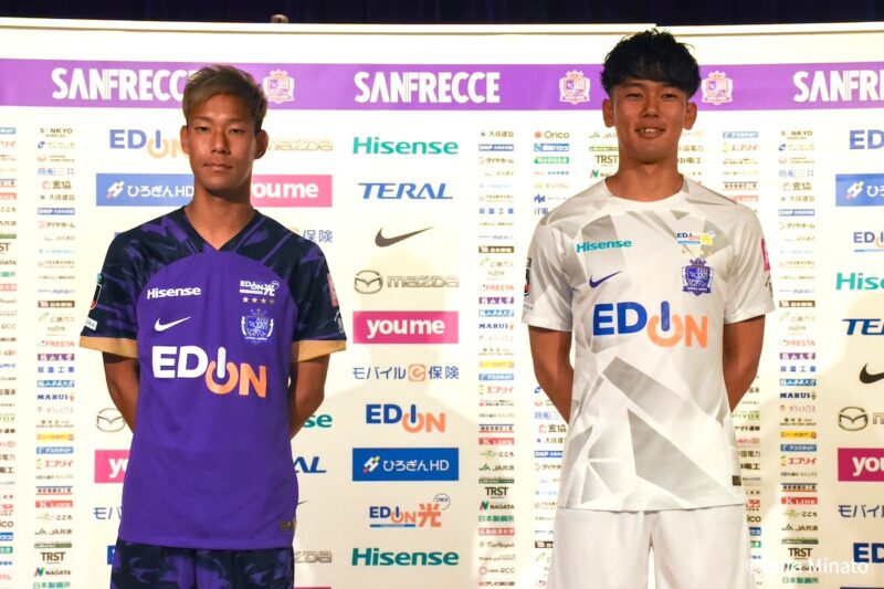 写真・7枚目】広島、新スタジアムで着用の新ユニフォーム発表…アウェイ