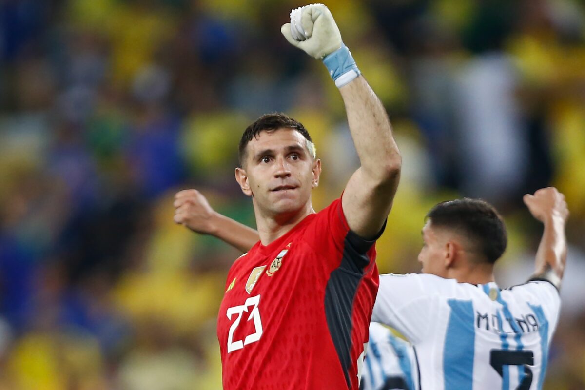 アルゼンチン代表GKマルティネスがパリ五輪へ出場意欲 「代表としての自分に欠けているもの…」