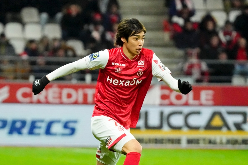 伊東純也