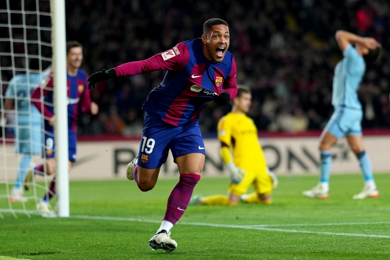 サッカースターズ　シャビ　バルセロナ　未開封品 10001519_1.jpg