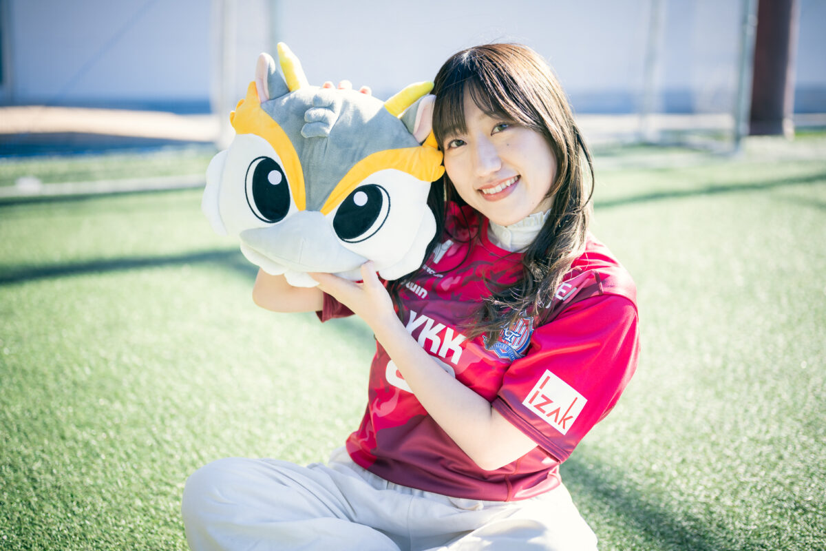 【カターレ富山×Pococha】入賞ライバーが新ユニフォームPRモデルに…KEITO「家族揃ってカターレ富山ファン！いつか歌手としてクラブ公式ソングを歌いたい」