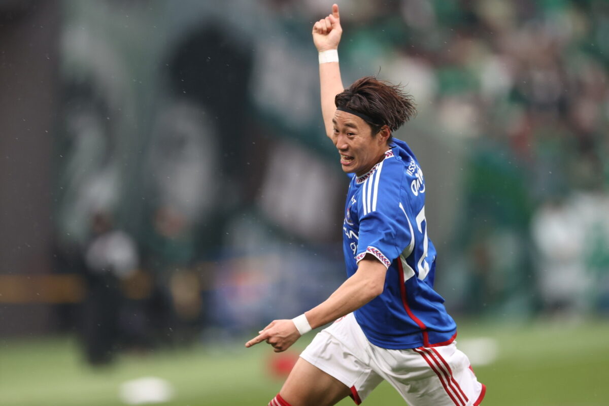 J開幕カードの再現は横浜FMに軍配！　終盤2発で大逆転勝利、東京Vは16年ぶりJ1で黒星発進