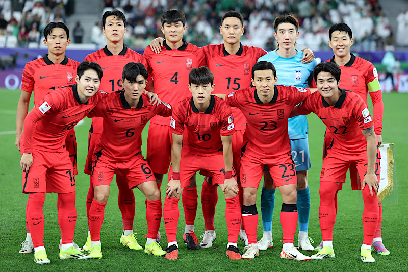 監督解任、主力選手の衝突に続き…韓国代表、アジア杯直前に選手と協会職員が“賭けトランプ”