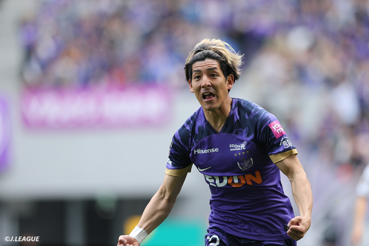 新井直人